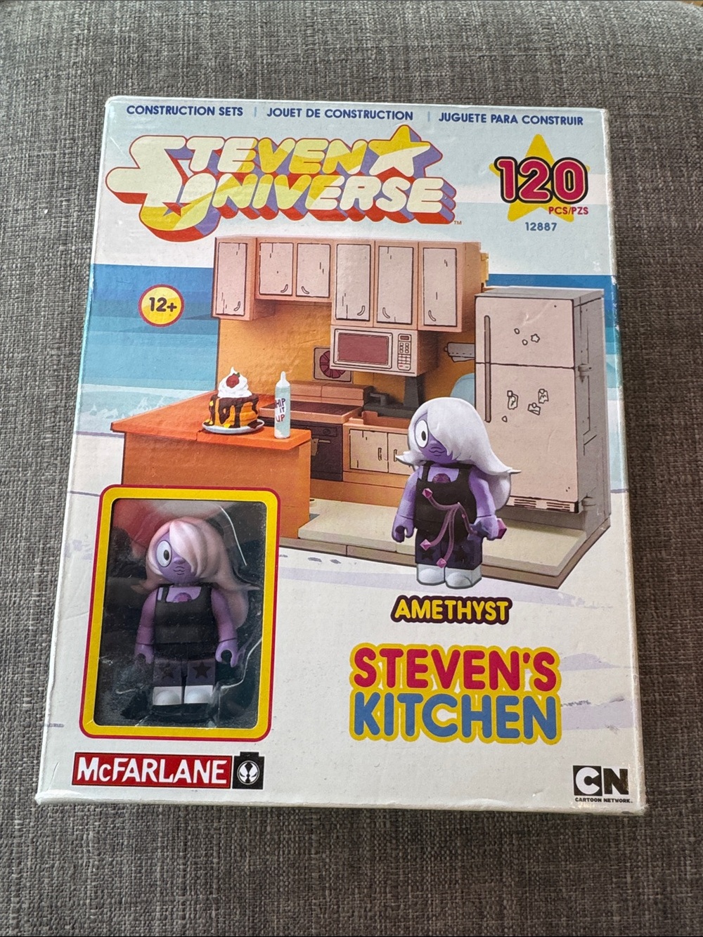 Steven Universe Stephen’s Kitchen and Amethyst McFarlane 120 piece set
